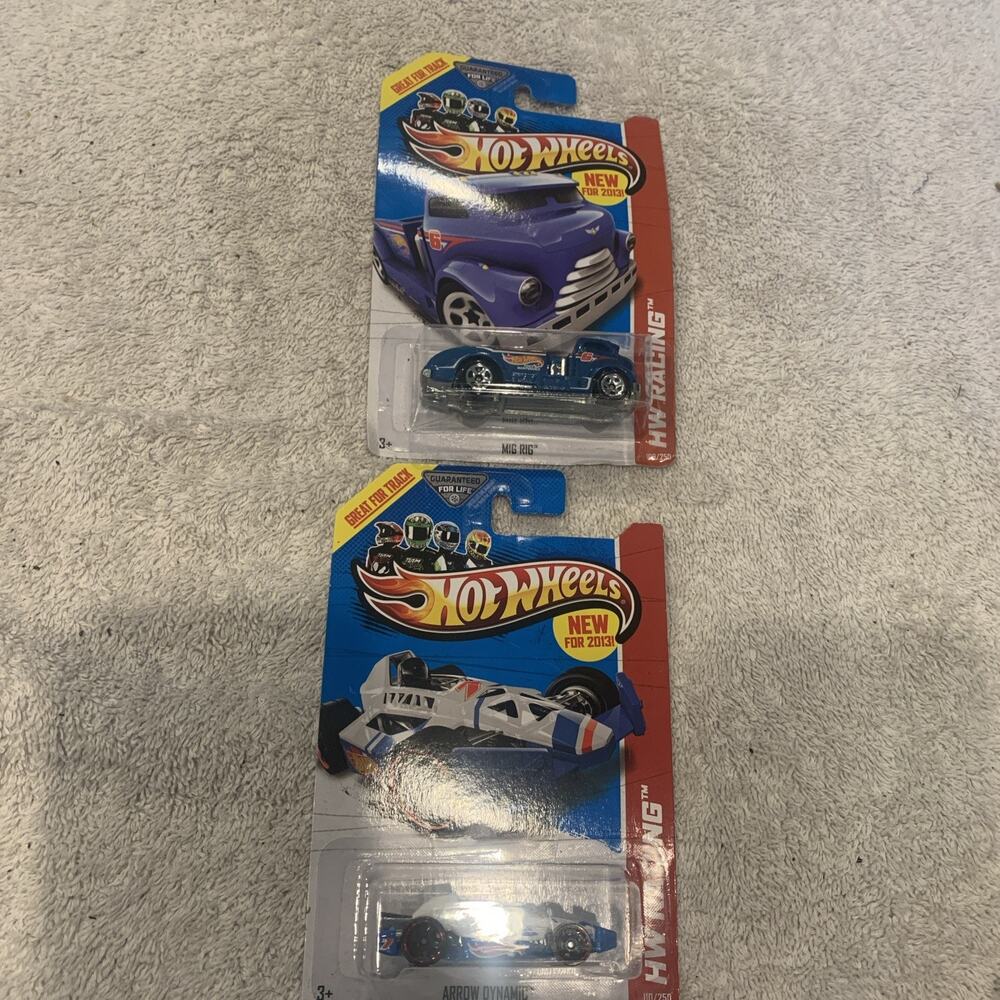 Hot Wheels New For 2013 Hwy Racing Lot 2